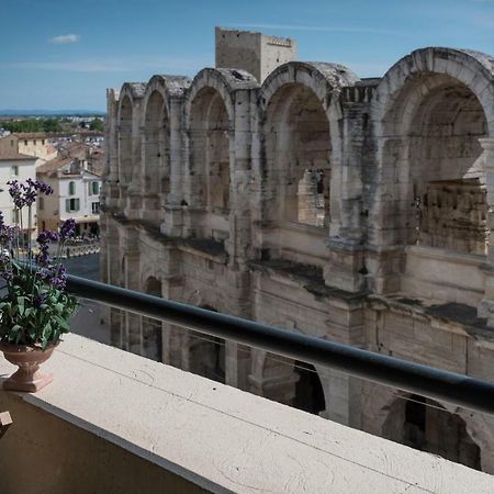 Studio avec balcon donnant sur les Arènes d’Arles Extérieur photo