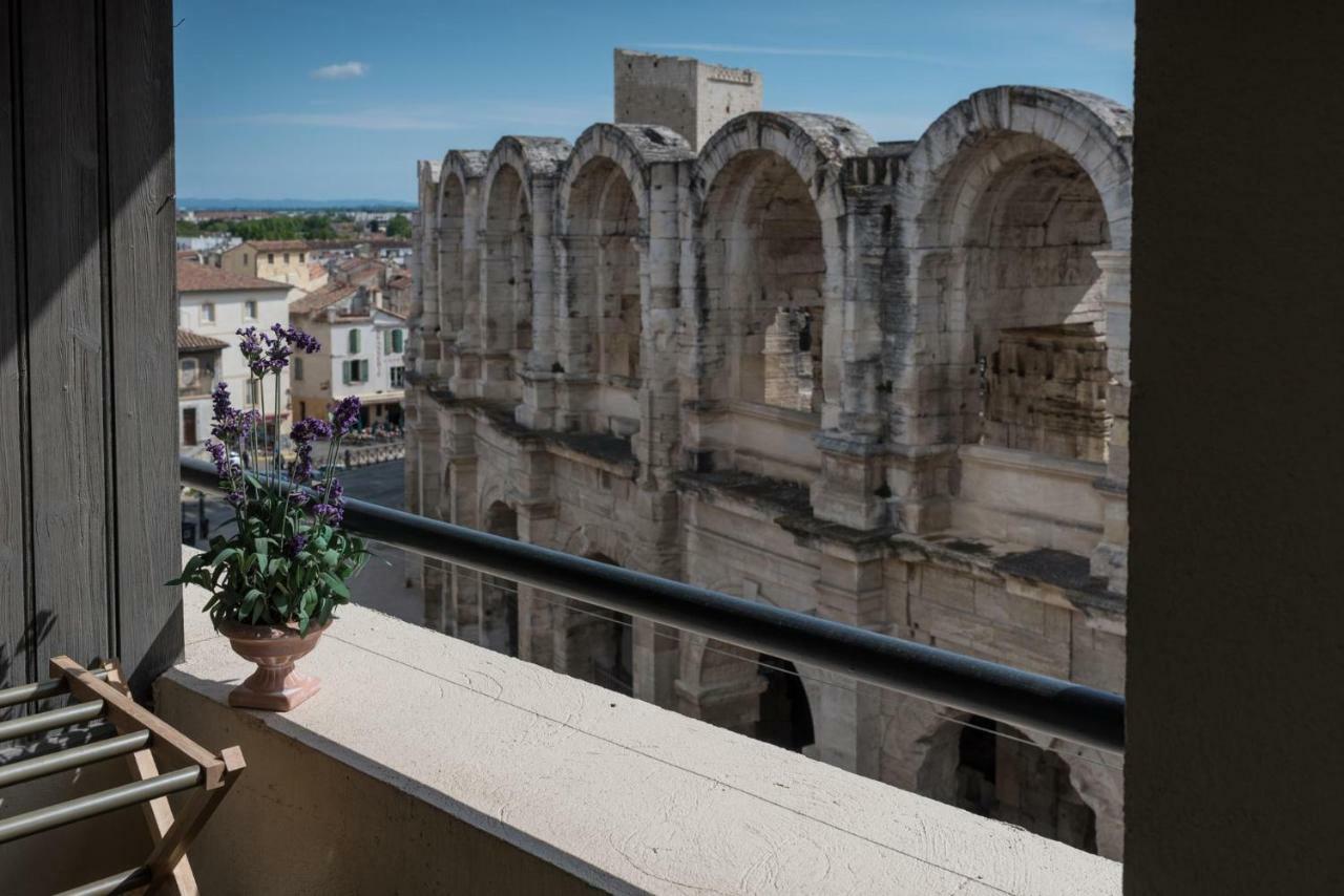 Studio avec balcon donnant sur les Arènes d’Arles Extérieur photo